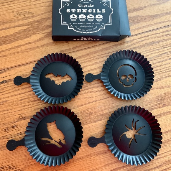 Cupcake Set - Picture 3 of 3